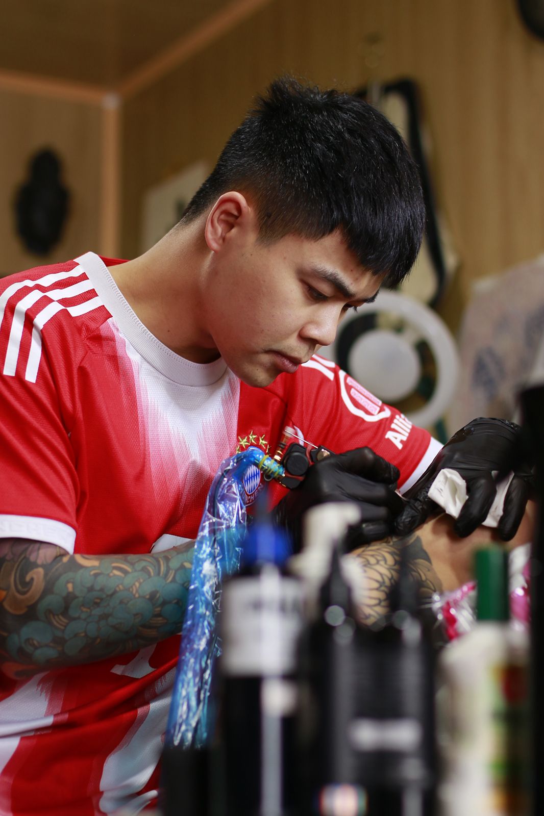 tattoo artist by tom